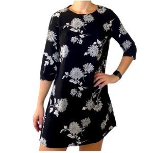 Forever 21 Black and White short floral dress Size Large